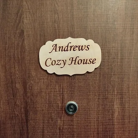 Andrews Cozy House * 塞萨洛尼基